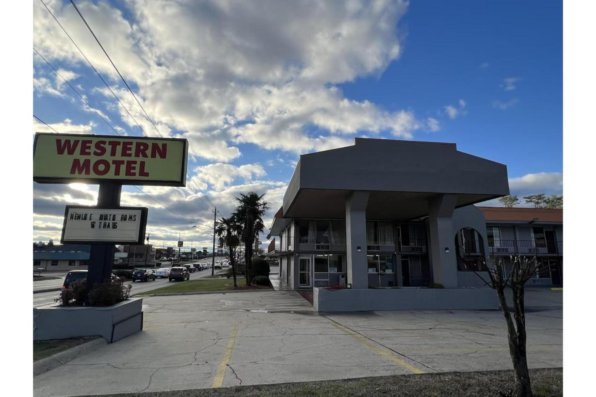 Western Motel By Oyo Hattiesburg Kültér fotó